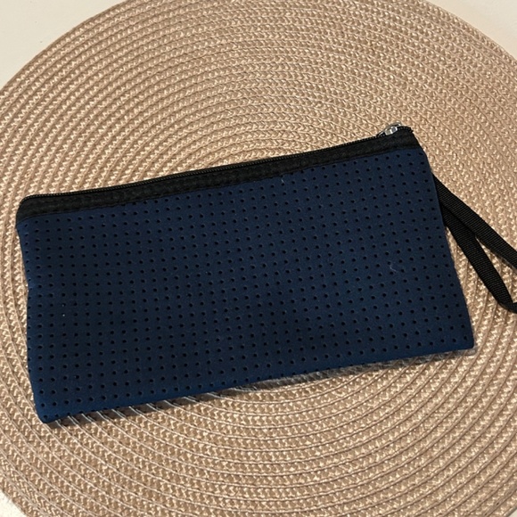 Prene Women’s Blue tote bag, as new condition - Picture 3 of 4